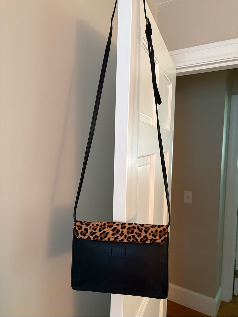 J. Crew Leopard Print Crossbody with Black Trim - Picture 5 of 6